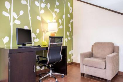 Sleep Inn & Suites Columbus - image 7
