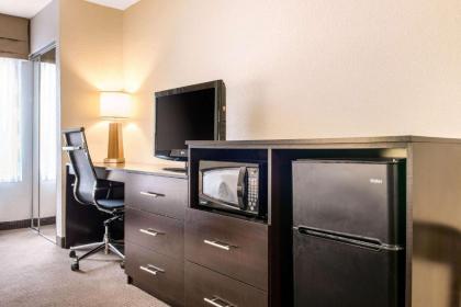 Sleep Inn & Suites Columbus - image 9
