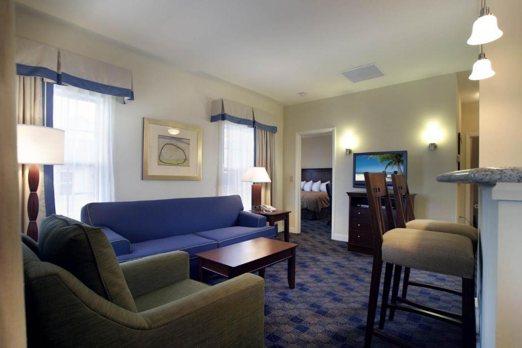 Charwood Suites - image 2