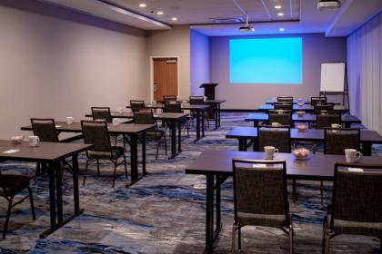 Fairfield Inn & Suites by Marriott Columbus IN - image 15
