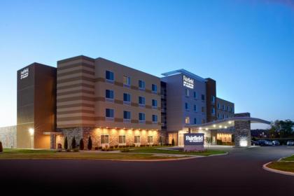 Fairfield Inn & Suites by Marriott Columbus IN - image 3