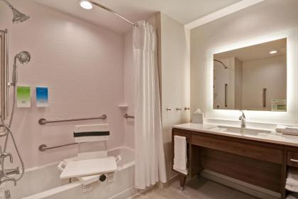 Home2 Suites By Hilton Columbus - image 9
