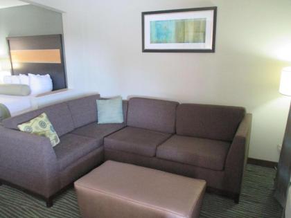 Best Western Executive Suites - image 15