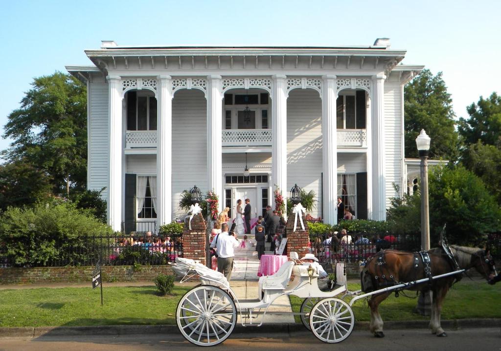 Shadowlawn Bed and Breakfast - main image