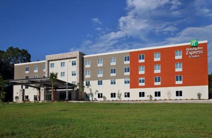 Holiday Inn Express & Suites - Columbus North an IHG Hotel - image 7