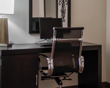 Sleep Inn & Suites Columbus - image 15