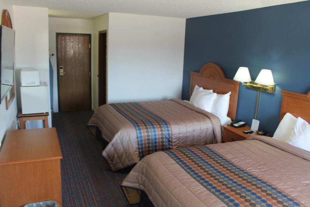 Columbus Inn - image 2