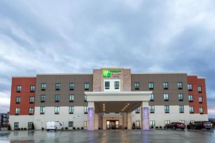 Holiday Inn Express  Suites   Columbus   Worthington an IHG Hotel Columbus Ohio