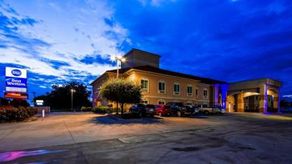 Best Western Comanche Inn - image 12