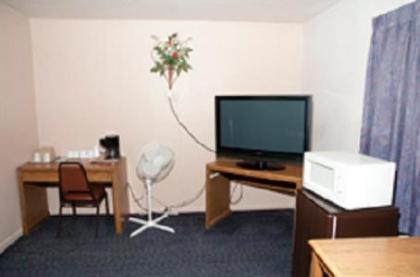 Regency Inn Comanche - image 2