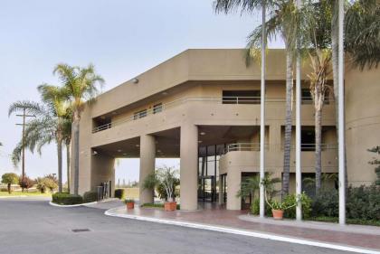 Hotel in Commerce California