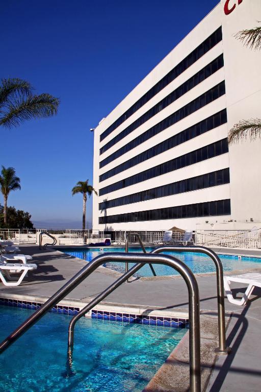 LA Crystal Hotel -Los Angeles-Long Beach Area - image 5