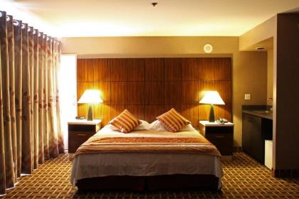 LA Crystal Hotel -Los Angeles-Long Beach Area - image 6