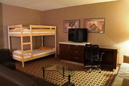 LA Crystal Hotel -Los Angeles-Long Beach Area - image 7