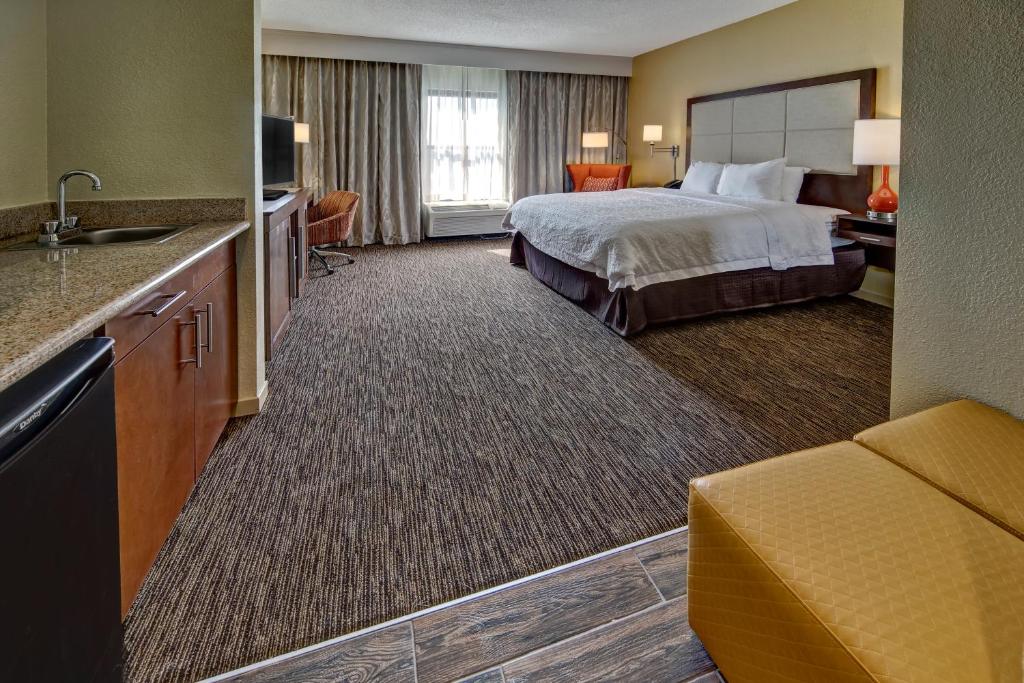 Hampton Inn Concord/Kannapolis - image 5