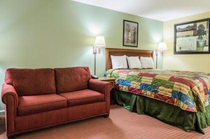 Regency Inn - image 12