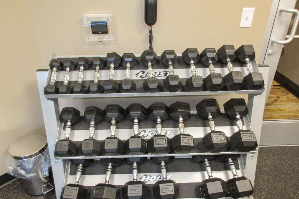 Comfort Inn - image 5