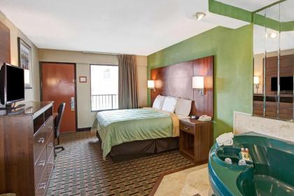 Days Inn by Wyndham Conover-Hickory - image 6