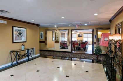 Comfort Inn Conroe - image 11