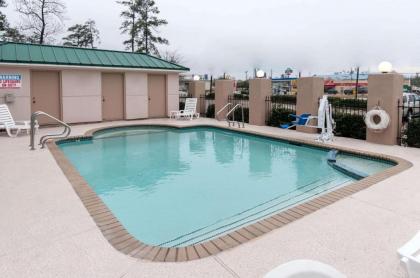 Comfort Inn Conroe - image 14