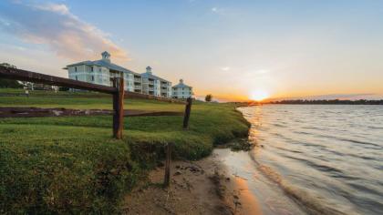 Holiday Inn Club Vacations Piney Shores Resort an IHG Hotel Conroe