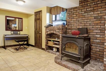 468 Pequawket Drive - image 9