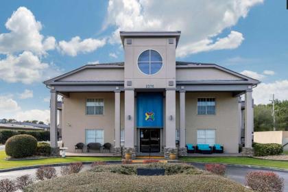 Econo Lodge At The University - image 15