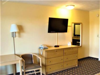 Budget Inn Conway - image 13