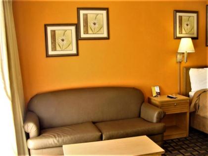 Budget Inn Conway - image 14