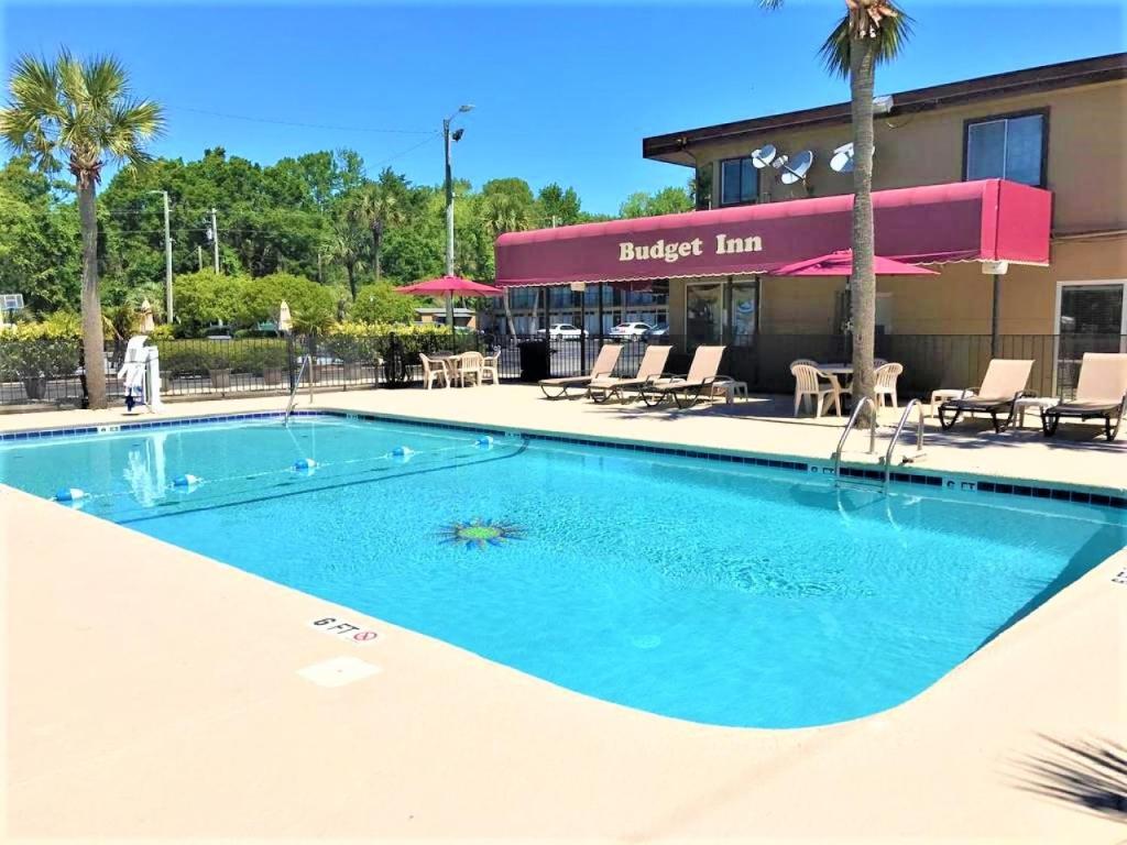 Budget Inn Conway - image 2