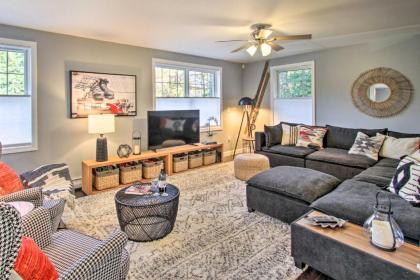 Modern Family Home about 10Mi to Ski Cranmore Mtn