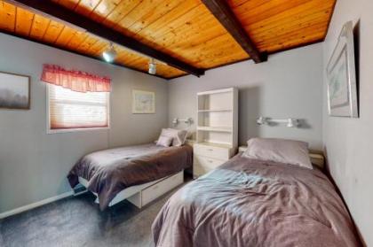 Tranquil Pond Retreat - image 10