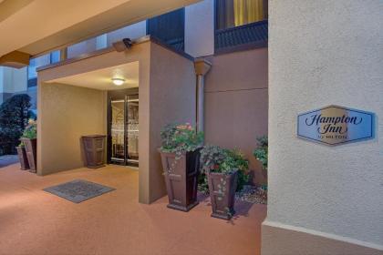 Hampton Inn Conyers - image 11