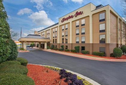 Hampton Inn Conyers - image 12