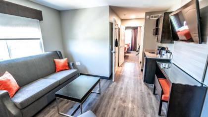 Best Western Premier Conyers - image 18