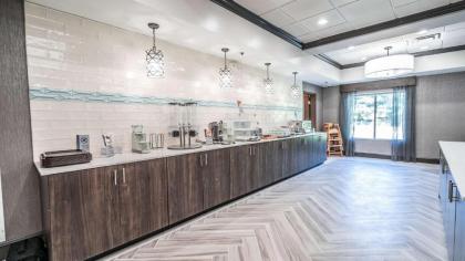Best Western Premier Conyers - image 7