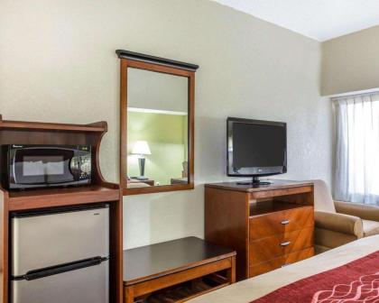 Comfort Inn Conyers - image 10