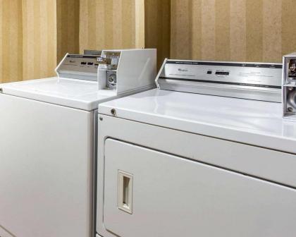 Comfort Inn Conyers - image 3