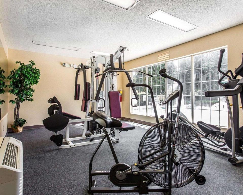 Quality Inn Conyers I-20 - image 6