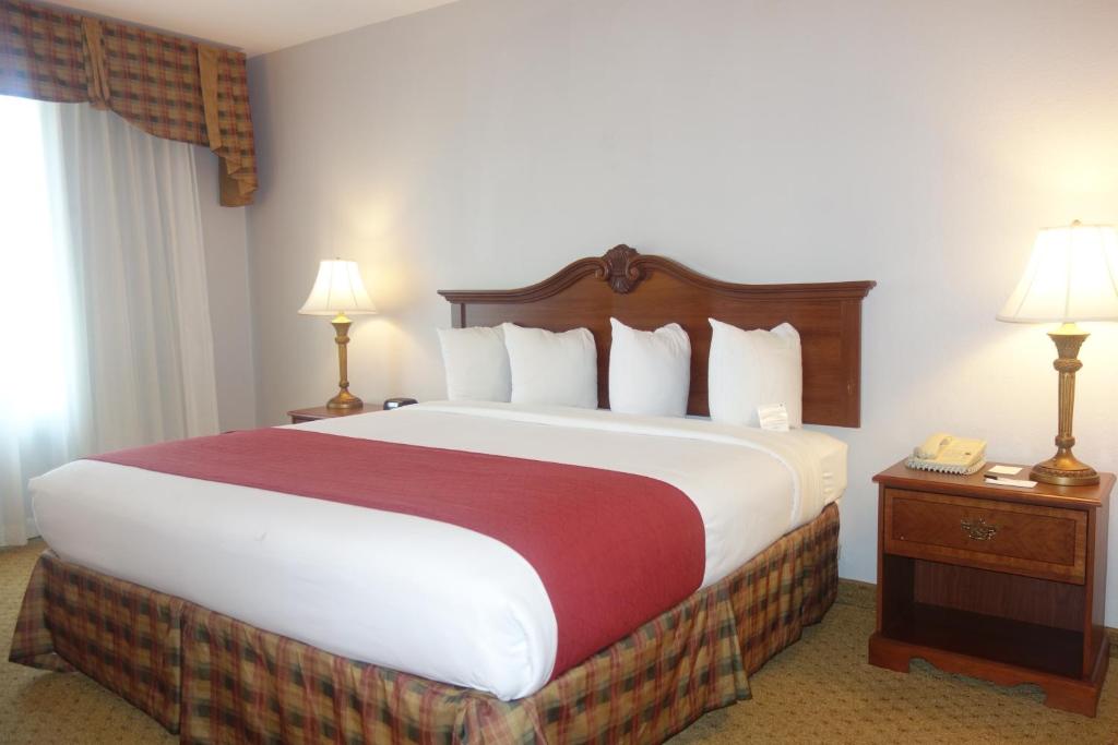 Country Inn & Suites by Radisson Conyers GA - image 5