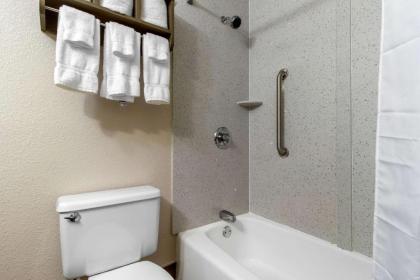 Quality Inn Cookeville - image 7