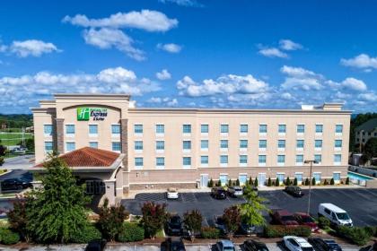 Holiday Inn Express  Suites Cookeville an IHG Hotel