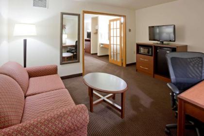 AmericInn by Wyndham Coon Rapids - image 13