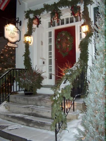 The White House Inn - image 10