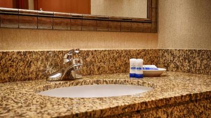Best Western Holiday Hotel - image 13