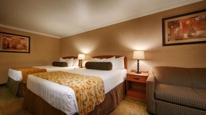 Best Western Holiday Hotel - image 9