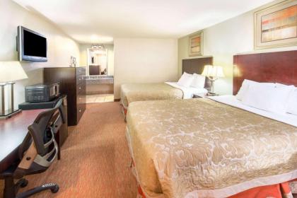 Global Inn - image 14