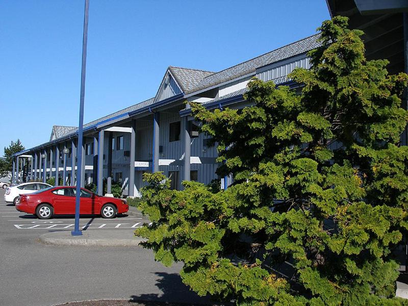 Edgewater Inn Coos Bay - image 7