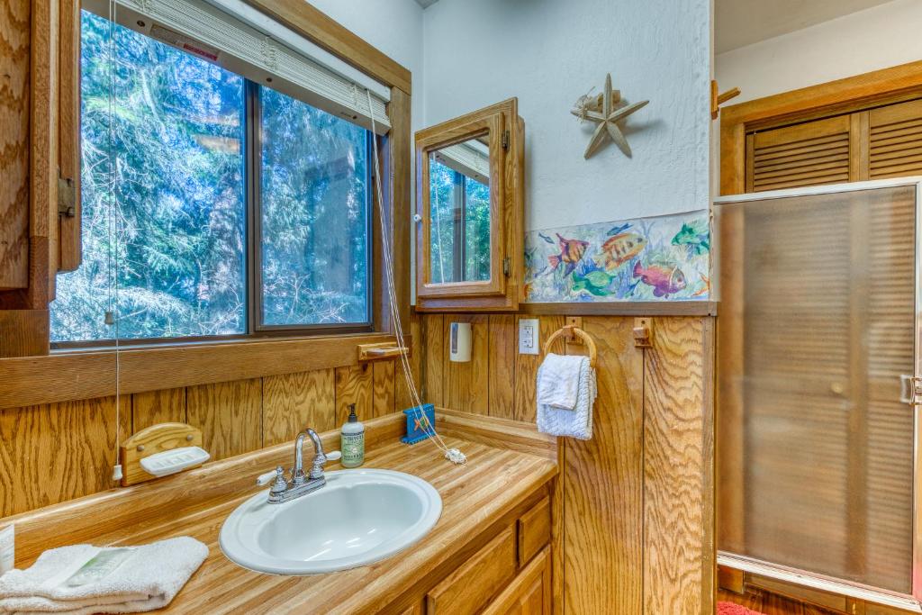 Seagate Guest House - image 2