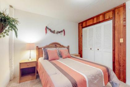 Sea Spray Hideaway - image 11